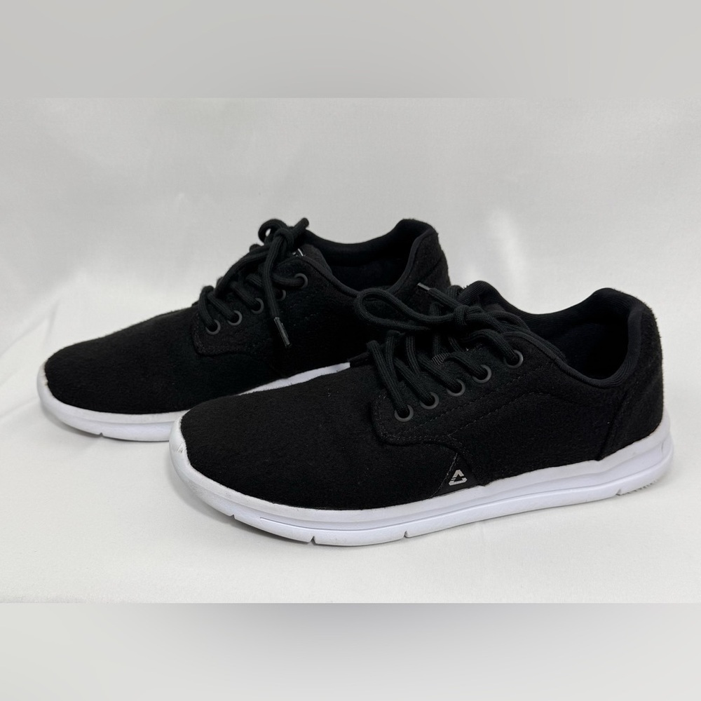 Travis Mathew Cuater The Daily Wool Sneaker Shoes Black White Golf  Mens Sz 8